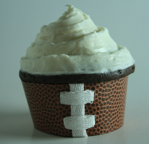 Post image for Football Corset Cupcakes