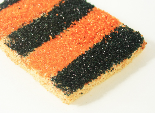 Post image for Halloween-Striped Cinnamon Toast