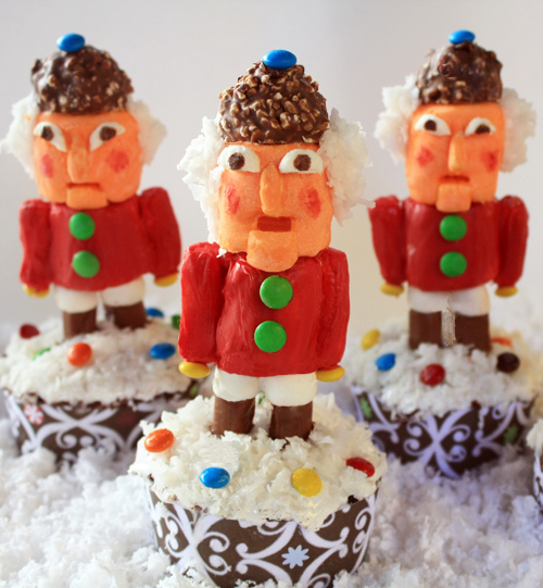 Post image for Nutcracker Cupcake