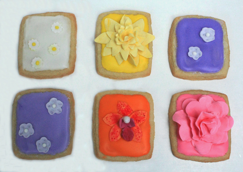 Post image for Wedding Sugar Flower Cookie Favors