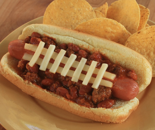 Post image for Football Chili Hot Dog