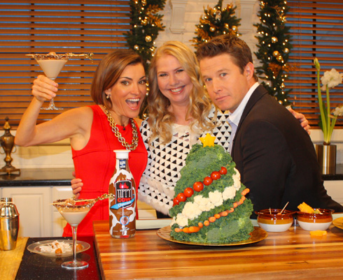 Post image for Jeanne Benedict’s Christmas Cocktail Party on Access Hollywood Live with Tippy Cow Chocolate Rum Cream (video)